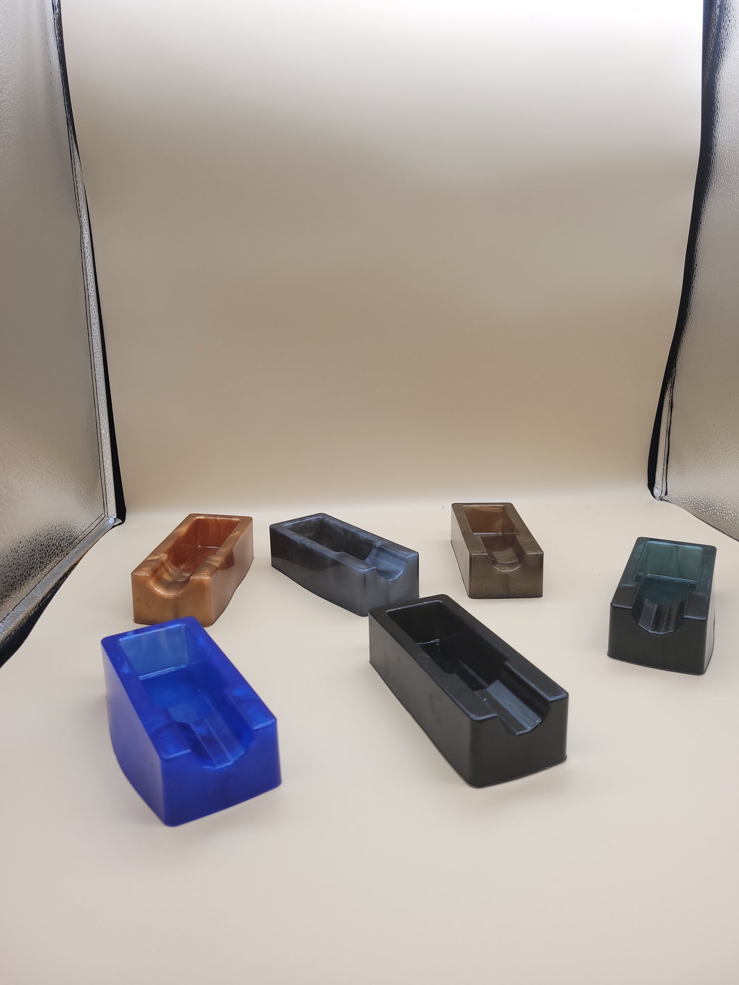 Premium Resin Cigar Holder - Elegant Smoking Accessory