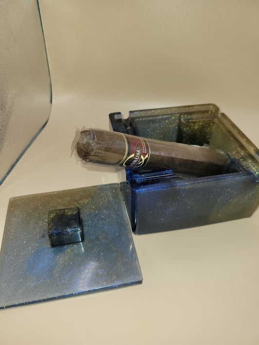 Large ashtray with lid