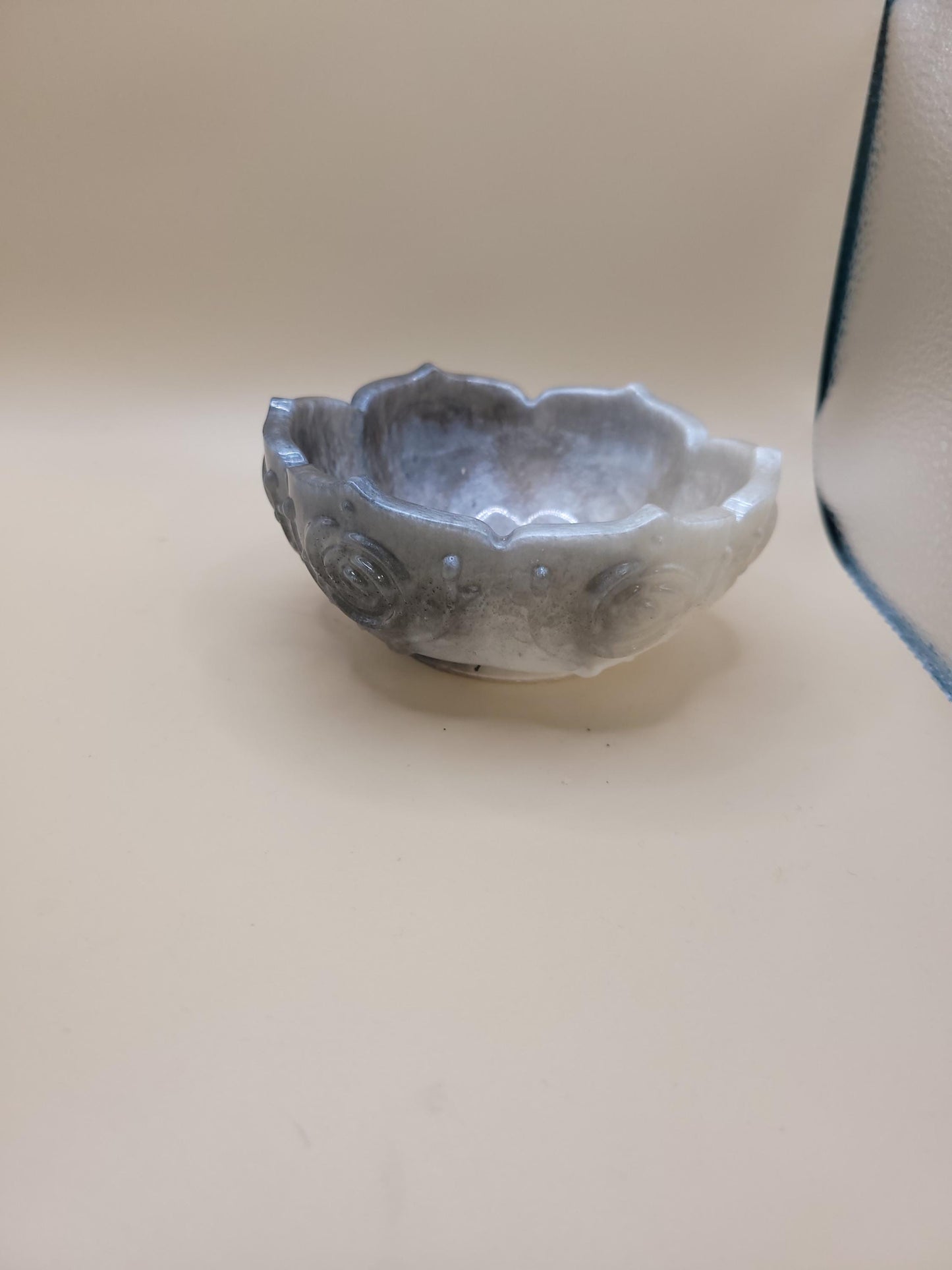 Decorative Trinket Bowls / fancy bowl /concrete bowl / pet bowls /decorative bowls for centerpiece