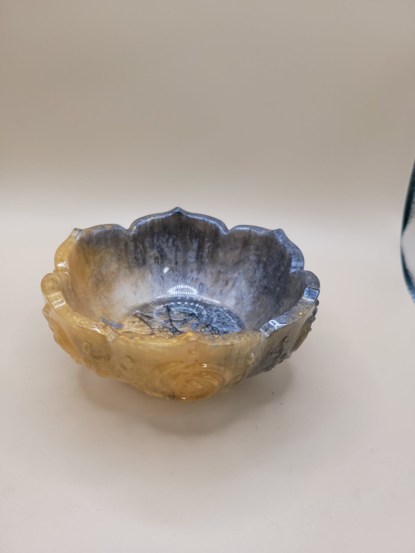 Uniquely design hand crafted trinket bowls