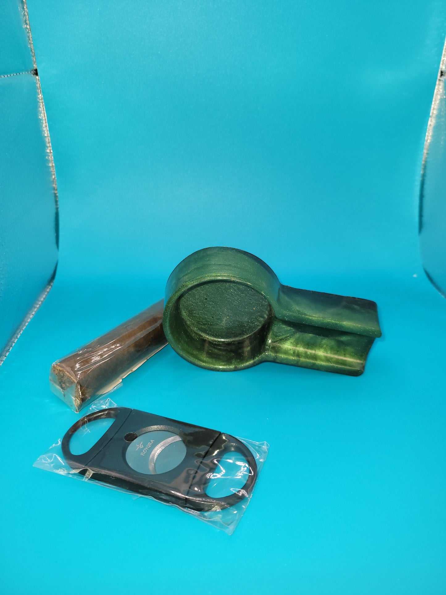Handmade Small Cigar Holder - Artisan Epoxy Resin Smoking Accessory