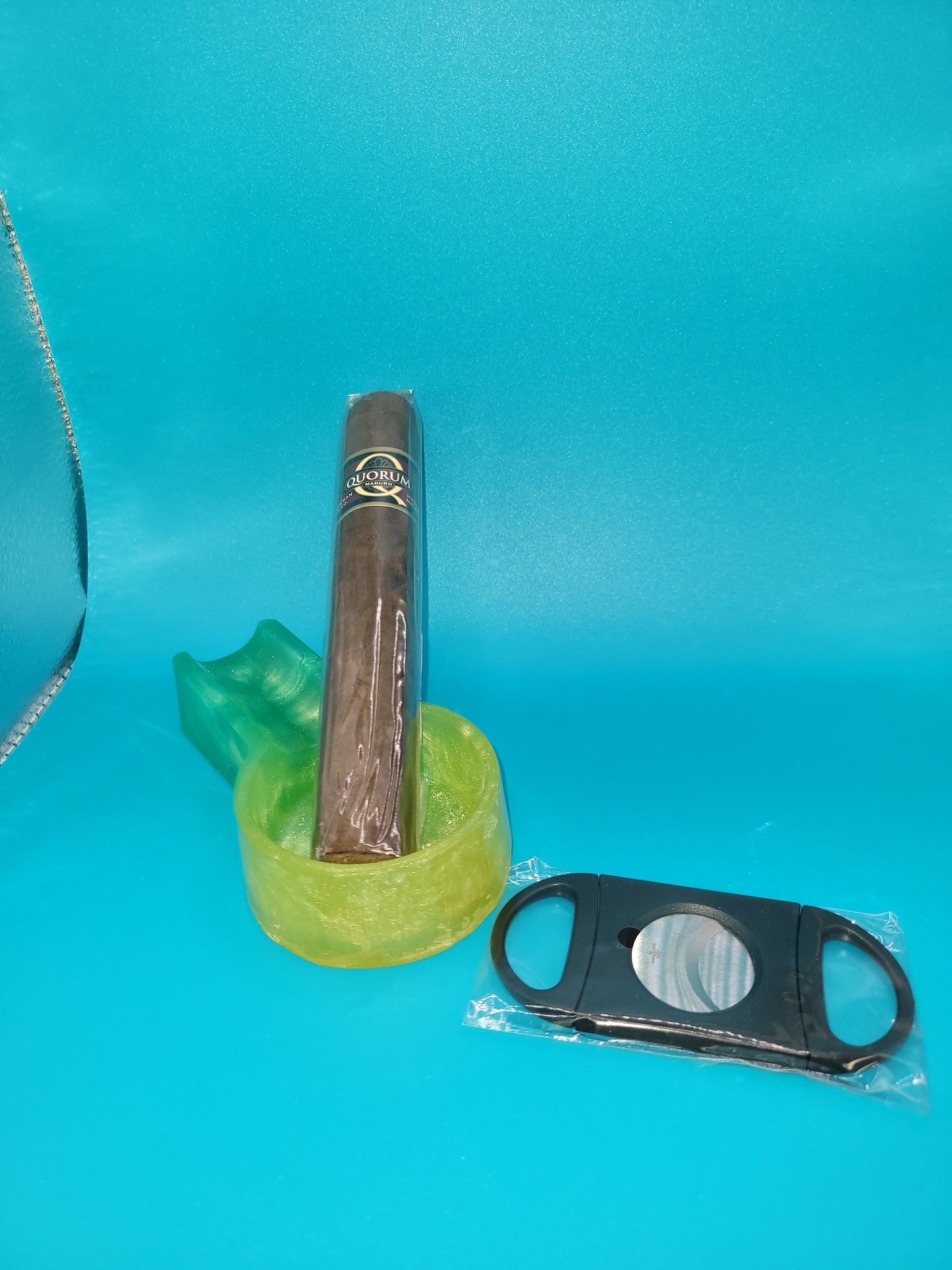 Handmade Small Cigar Holder - Artisan Epoxy Resin Smoking Accessory
