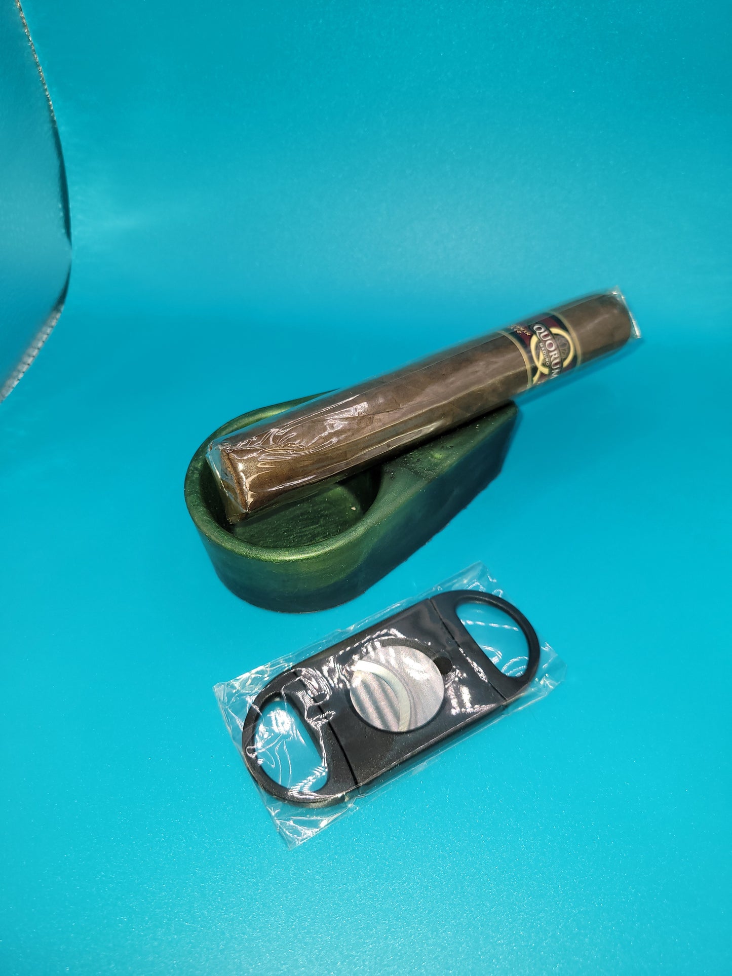 Handmade Small Cigar Holder - Artisan Epoxy Resin Smoking Accessory