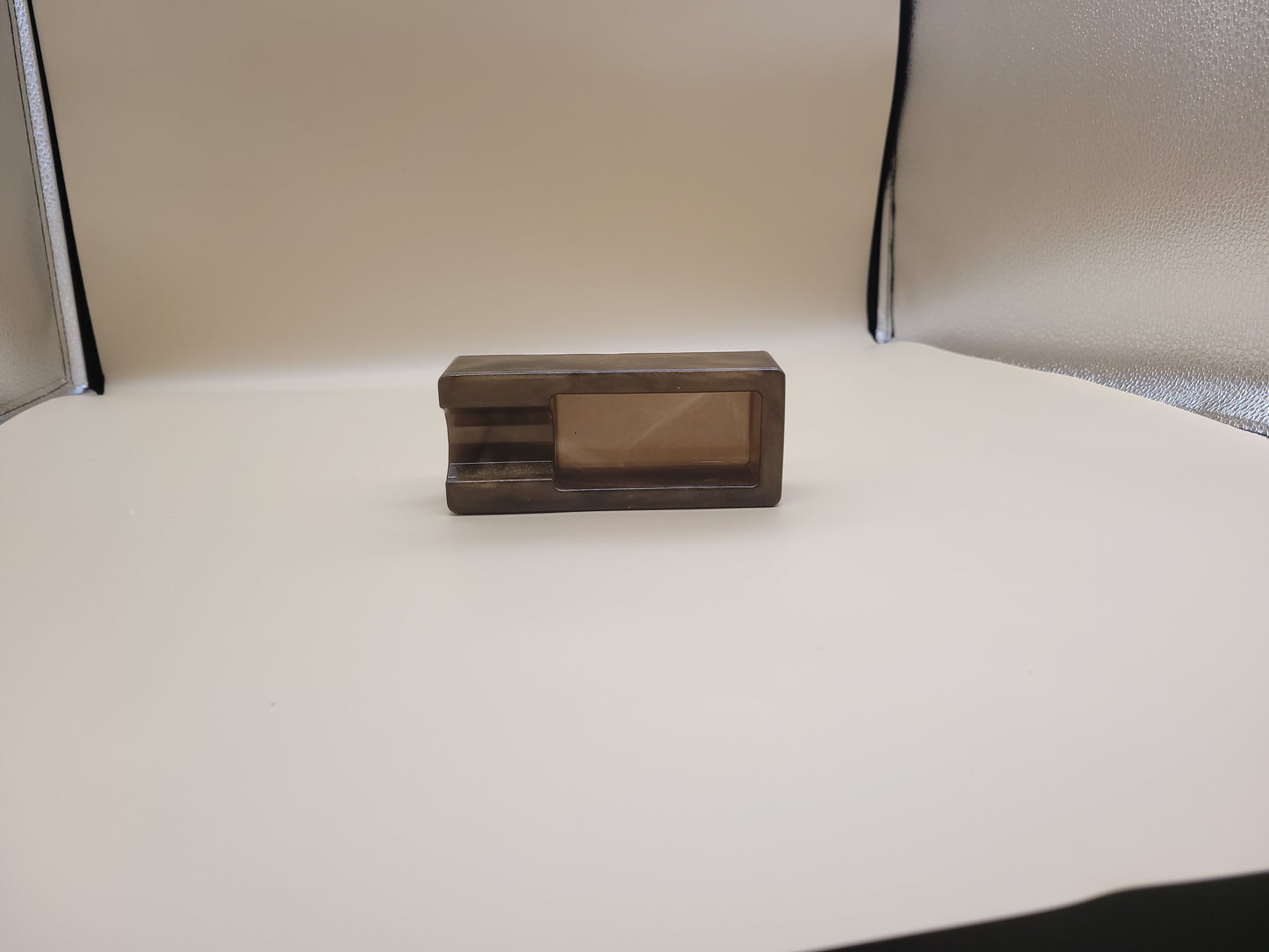 Premium Resin Cigar Holder - Elegant Smoking Accessory