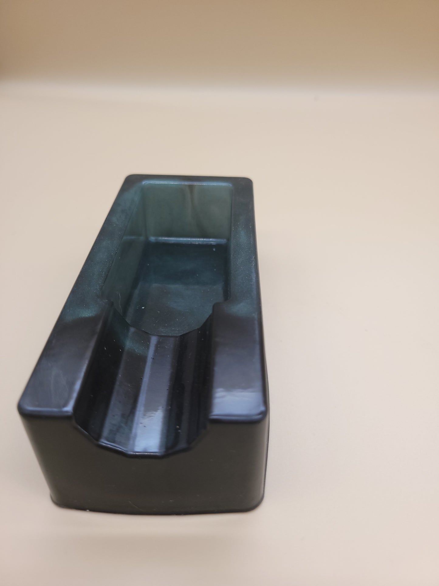 Premium Resin Cigar Holder - Elegant Smoking Accessory