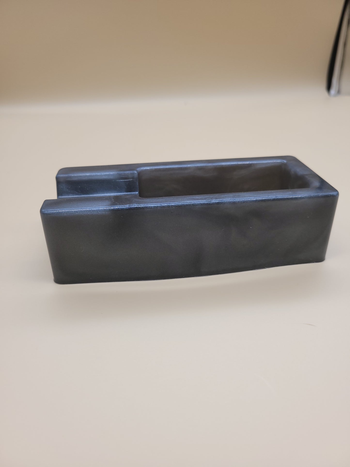 Premium Resin Cigar Holder - Elegant Smoking Accessory