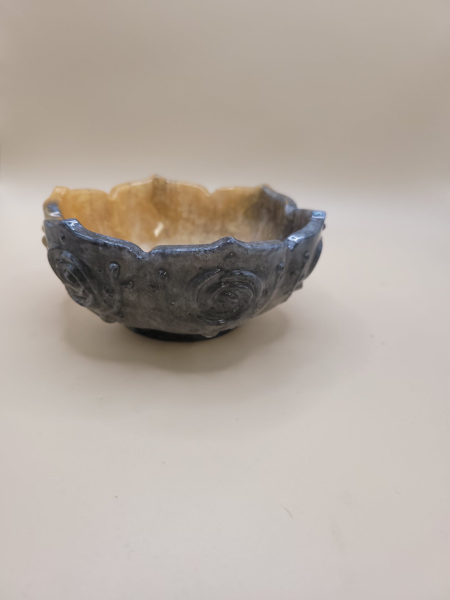 Uniquely design hand crafted trinket bowls
