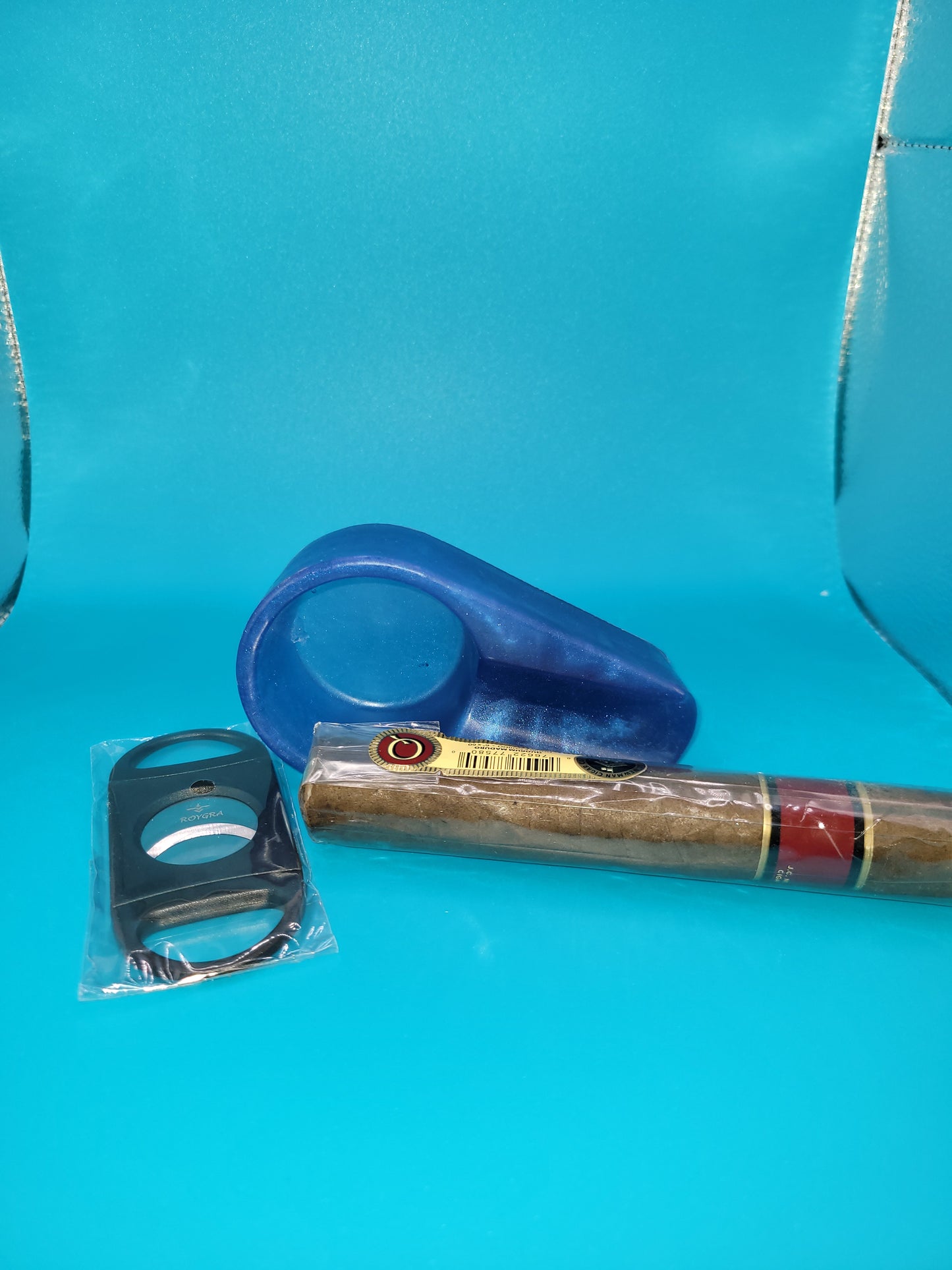 Handmade Small Cigar Holder - Artisan Epoxy Resin Smoking Accessory