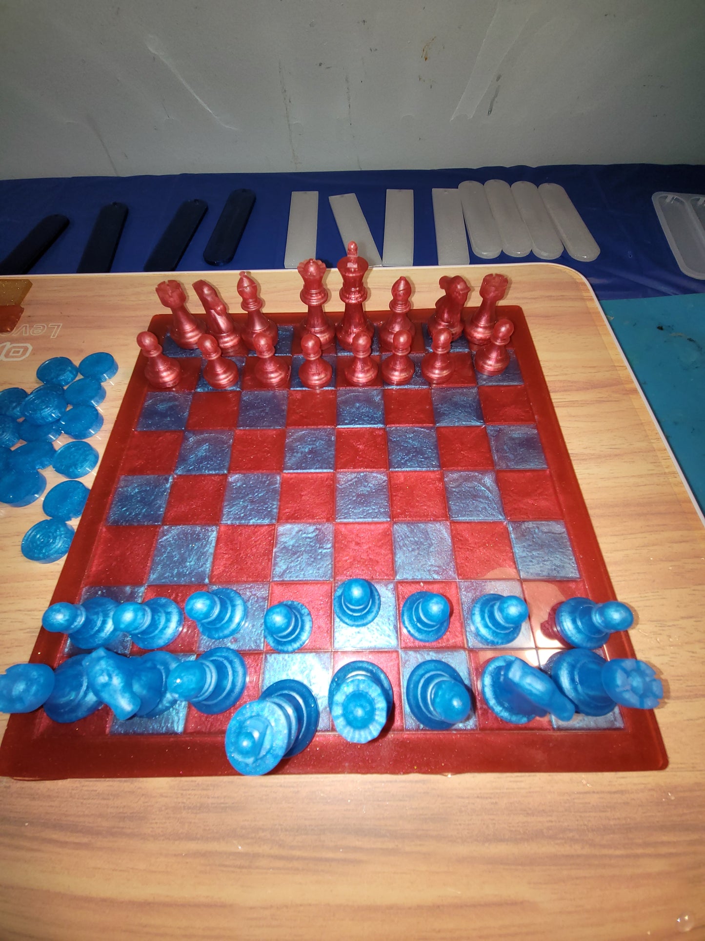 ♟️ Premium 2-in-1 Handmade Resin Chess & Checkers Set - Artistic Game Board