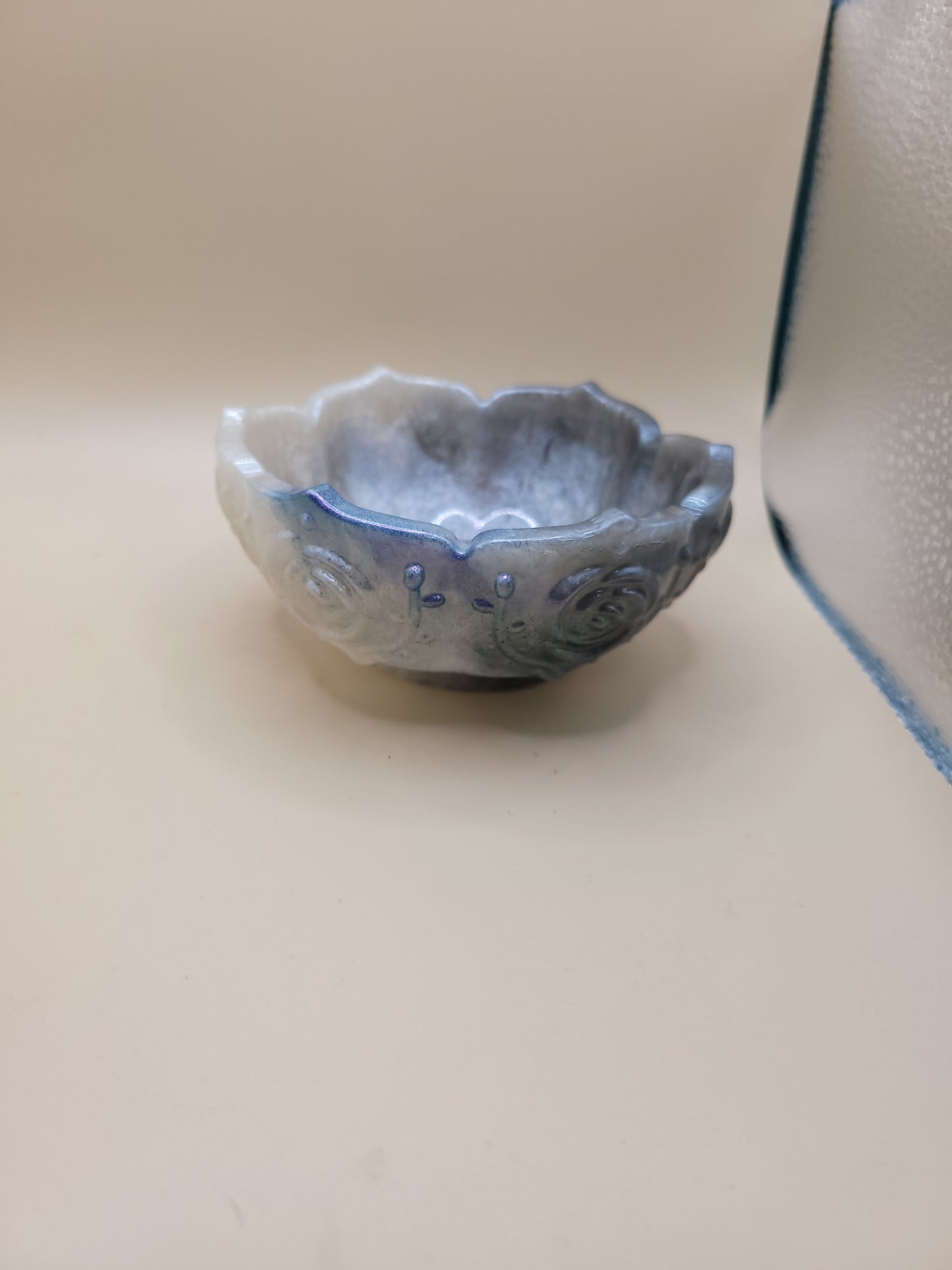 Uniquely design hand crafted trinket bowls