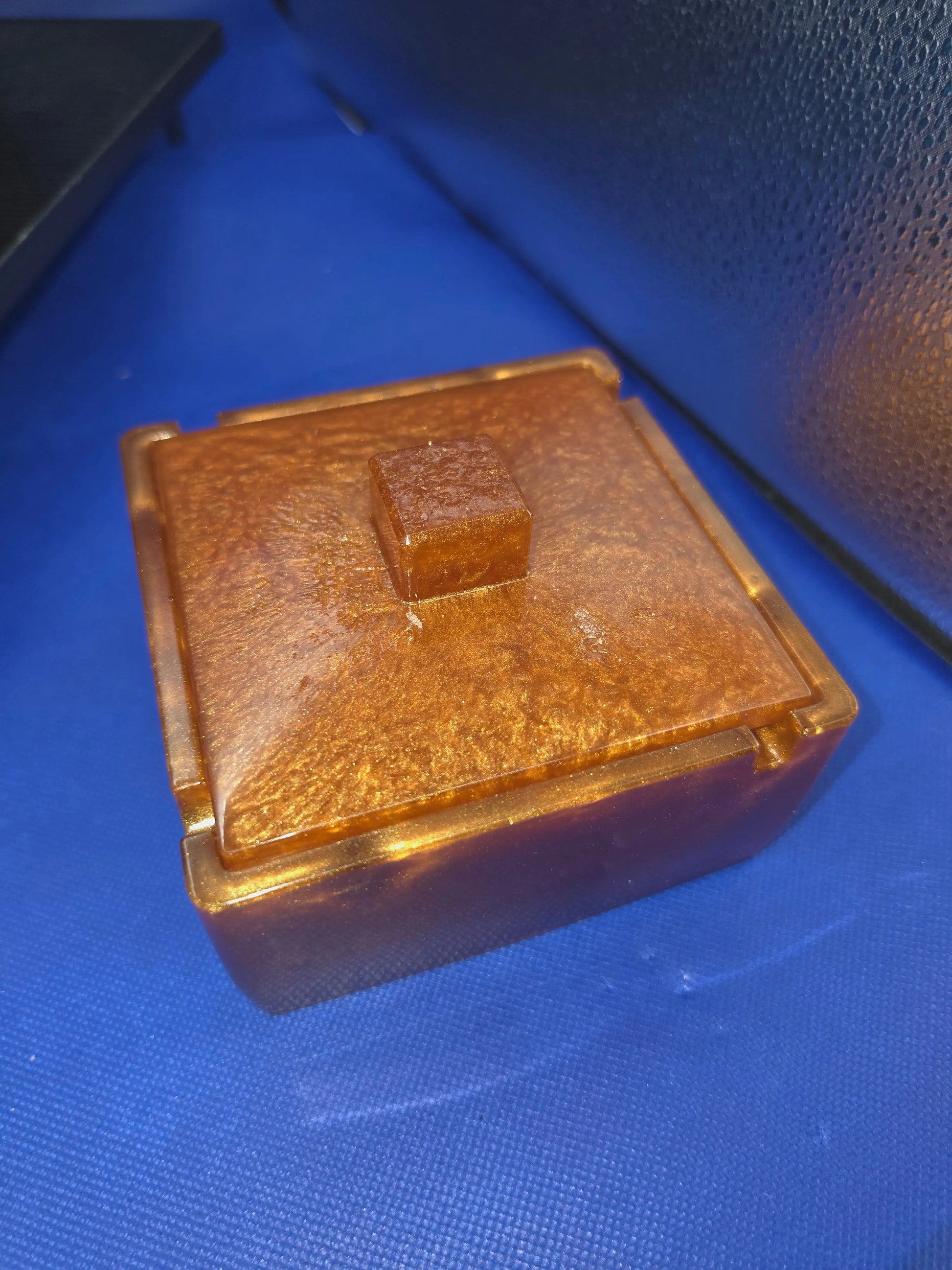 Large Resin Ashtray with Lid – Handcrafted Smoker's Accessory Annette's Unique Designs