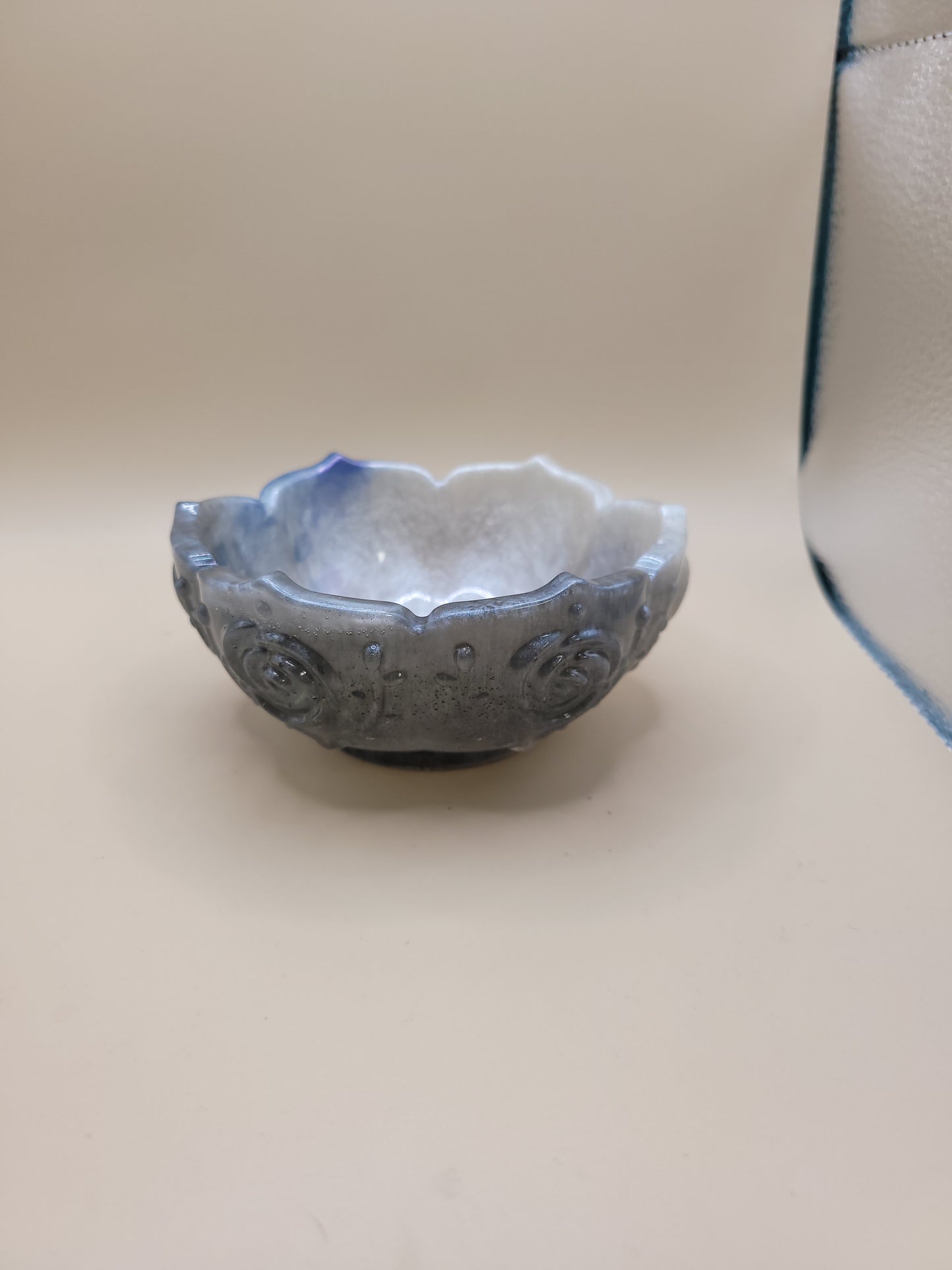 Uniquely design hand crafted trinket bowls