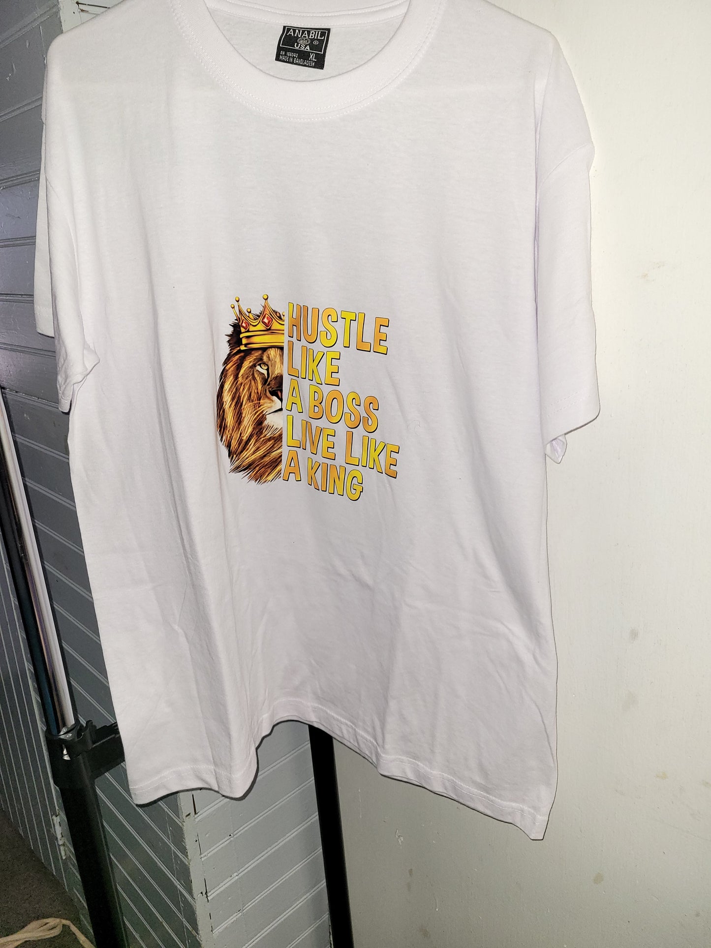 💪 HUSTLE LIKE A BOSS - Motivational Entrepreneur T-Shirt