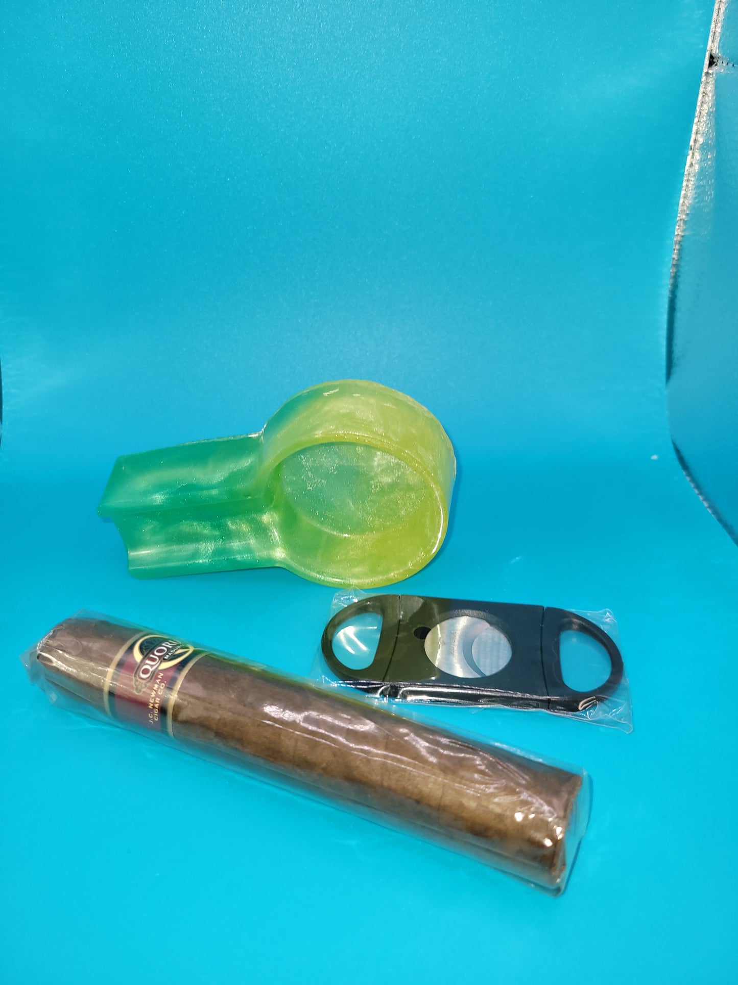 Handmade Small Cigar Holder - Artisan Epoxy Resin Smoking Accessory