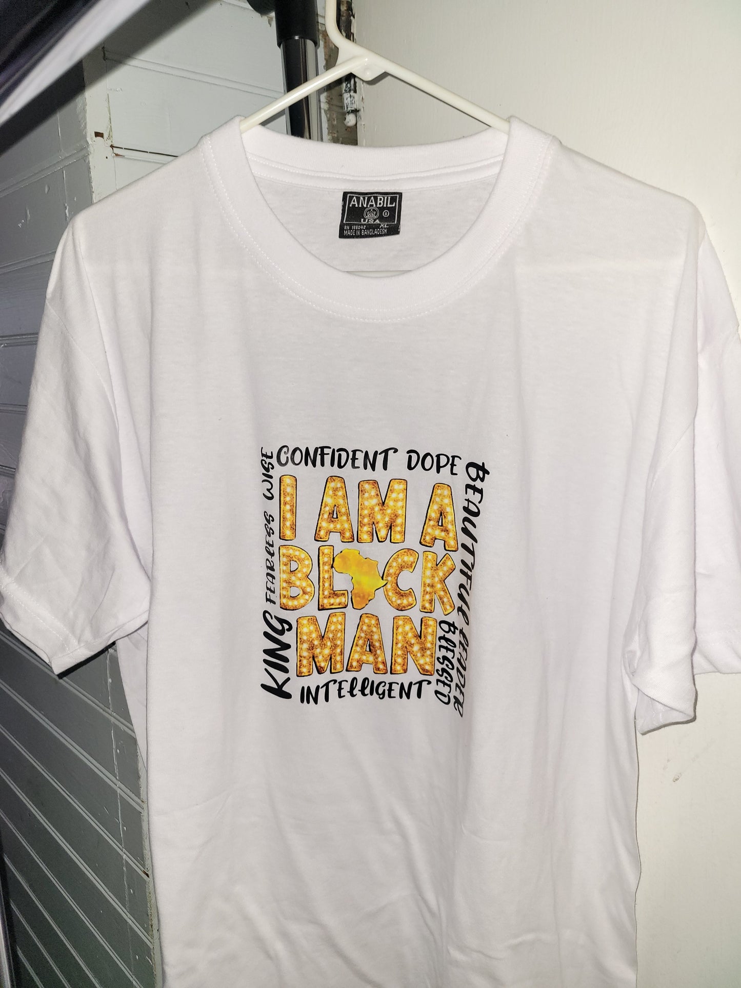 ✊ I AM A BLACK MAN - Proud Identity Statement T-Shirt